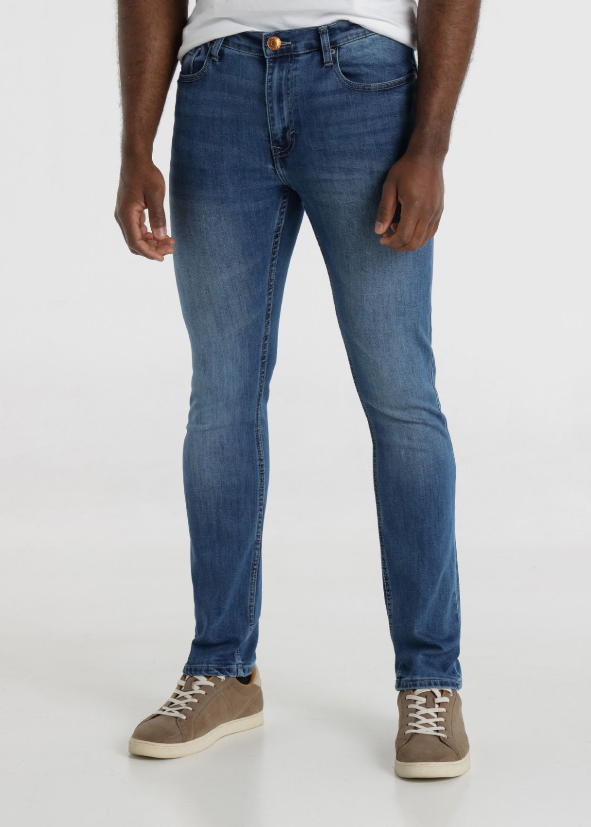 101913640 jeans-lavado-medio-azul-repreve-slim-fit-tiro-medio-tallaje-en-pulgadas 1