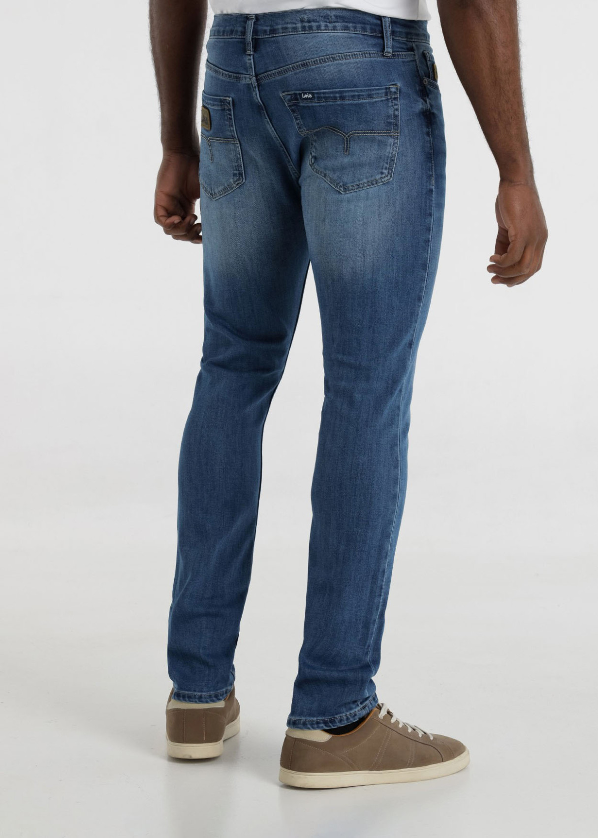 101913640 jeans-lavado-medio-azul-repreve-slim-fit-tiro-medio-tallaje-en-pulgadas 4