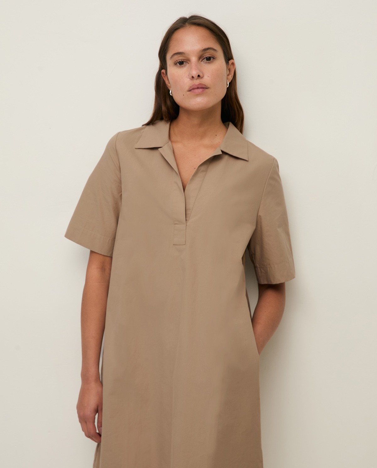 Vestido Yerse 44836 corto camisero de popelín 100% algodón