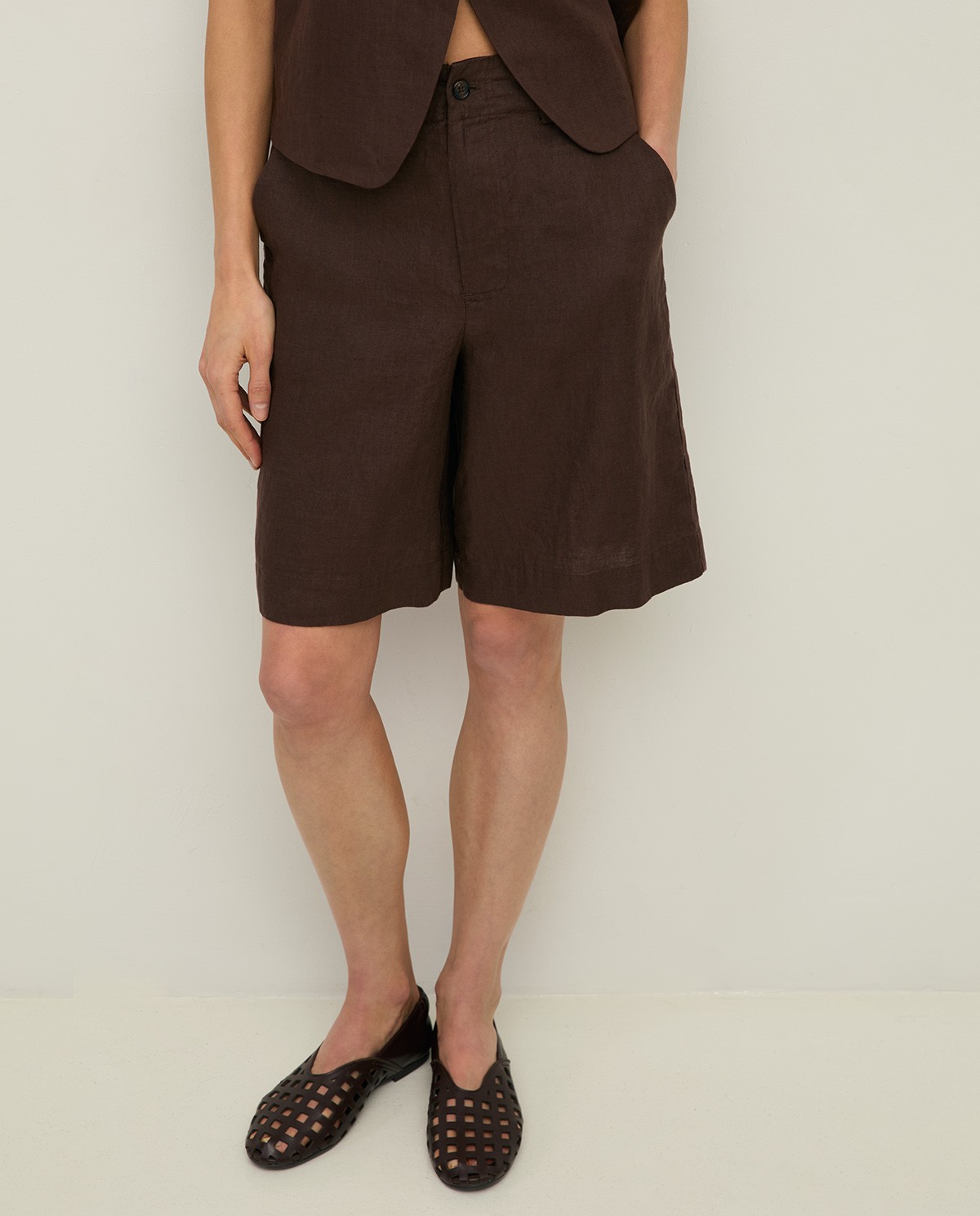 Bermuda Yerse 44852 100% lino color chocolate