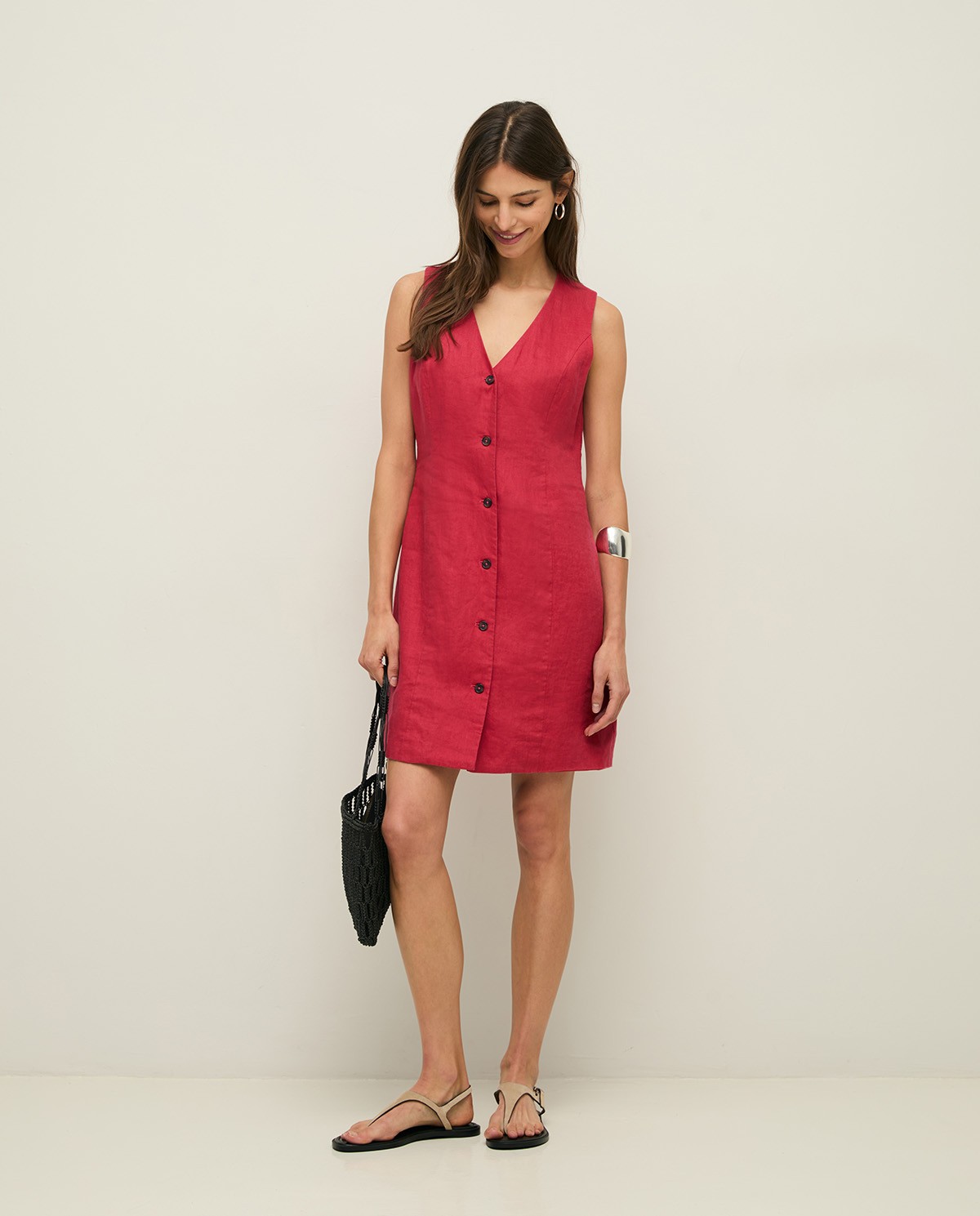 Vestido Yerse 44853 corto de lino sin mangas color frambuesa